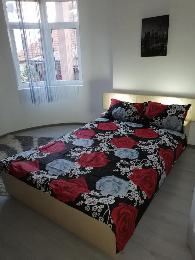 Andrina Sweet Home Nis Ngoại thất bức ảnh